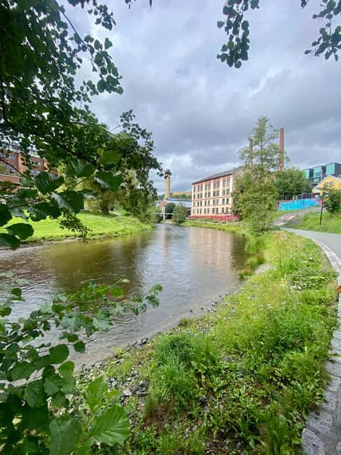 Oslo Walk:Private Walking Tour–City Highlights & Hidden Gems - What you’ll learn beyond landmarks (the stuff that helps later)