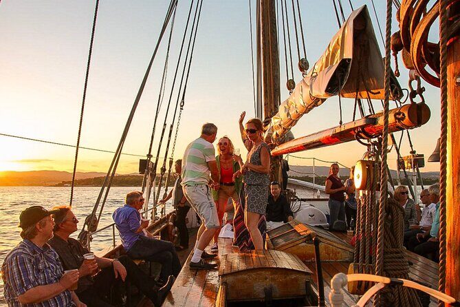 Oslofjord Dinner Cruise on a sailing ship - The Dinner: Fjord-Style Shrimp Buffet, Step by Step