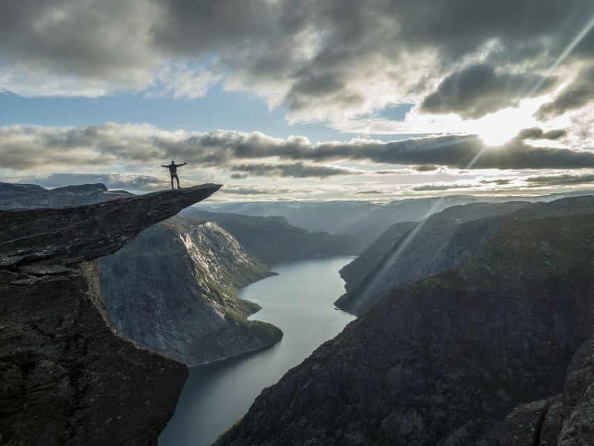 Overnight: Trolltunga Via Ferrata Sky Ladder Glamping - The climbing route: via ferrata technique plus a Sky Ladder moment