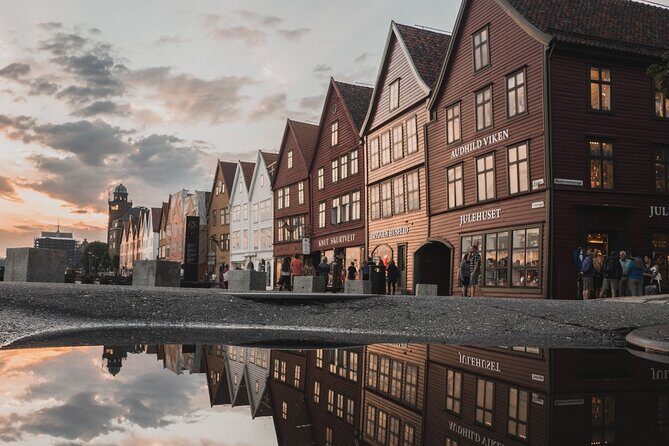 Private Bergen Walking tour with Funicular - Meeting at the Cruise Port (or Your Hotel) at 3:30 pm