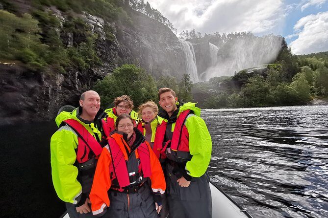 Private Cruise: Mostraumen by Zodiac or Lux Pontoon Boat - Skipshelleren: 8,000 years of human story, quietly delivered