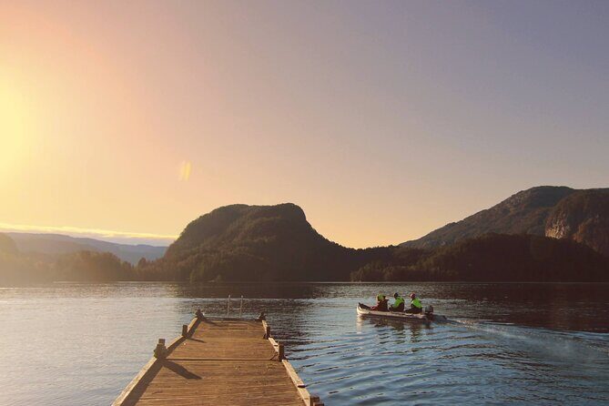 Private Fjordcruise by Luxury Pontoon Boat - Bergen Fjords - The boat experience: pontoon stability and heated comfort