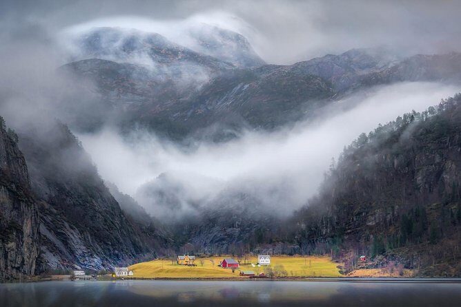 Private Fjordcruise by Luxury Pontoon Boat - Bergen Fjords - Price and value: $784.45 per person, and what you’re paying for