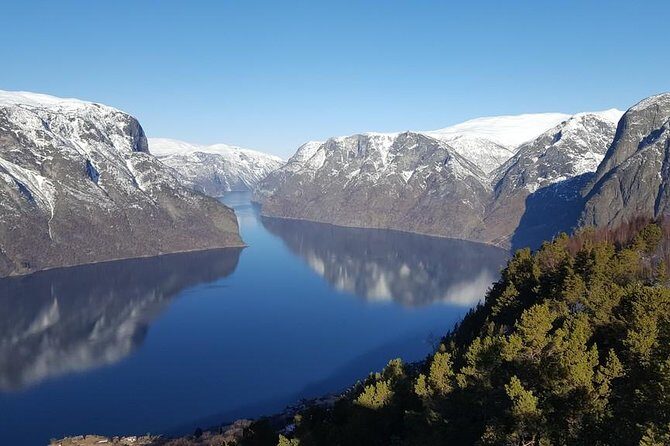 Private guided, Bergen to Oslo - Nærøyfjord Cruise & Flåm Railway - Aurlandsfjord: A Quiet Hour for Your Eyes (Not Your Checklist)