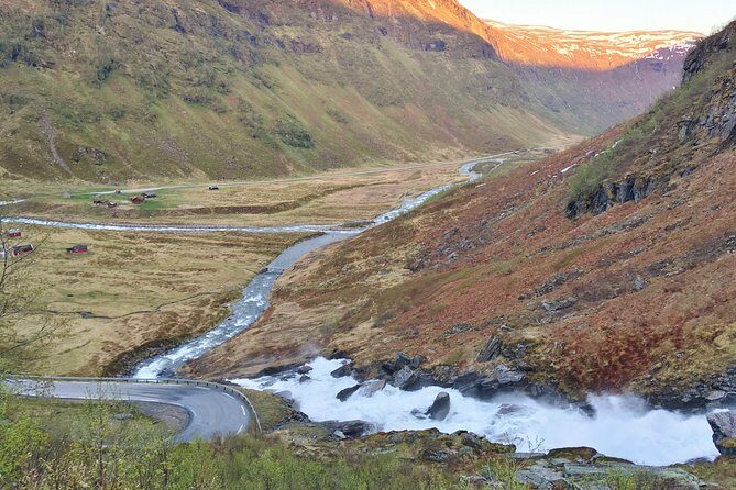 PRIVATE GUIDED TOUR: King of the Fjords – round trip to the Sognefjord, 11 hours - Vikoyri lunch and the timing of the ferry