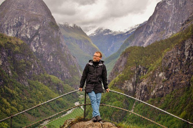 PRIVATE GUIDED TOUR: Norway's Highlights – Viking Special, 11-12 hours – WINTER - Gudvangen: where the fjord ends and the biggest waterfall watches
