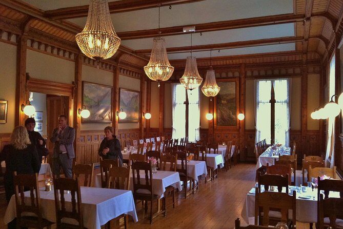 PRIVATE GUIDED TOUR: Queen of the Fjords - tour from Bergen, 6 hours - Hardangerfjord Viewpoints: Vangdal Petroglyphs and Omaholmen
