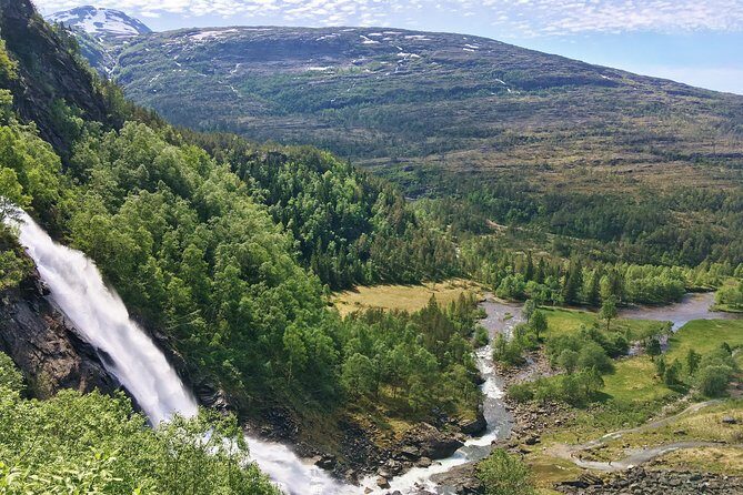 PRIVATE GUIDED TOUR: Queen of the Fjords - tour from Bergen, 6 hours - Fruit Farms, Quiet Villages, and the Fusafjord Car Ferry