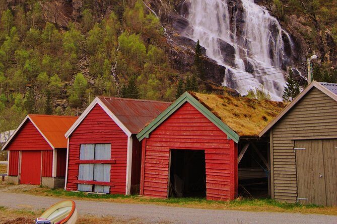 PRIVATE GUIDED TOUR: Secrets of the Fjords - the Osterfjord and Mo, 6-7 hours - The real route: Bergenhus Fortress to Osterøy viewpoints