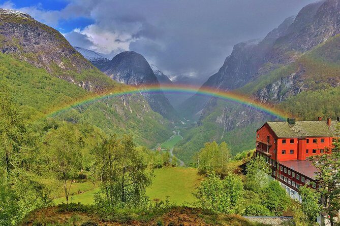 PRIVATE GUIDED TOUR: World Heritage Fjord Landscape – Viking Special – from Flåm - From Flåm cruise port to fjord roads: how the day actually flows