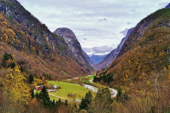 PRIVATE GUIDED TOUR: World Heritage Fjord Landscape – Viking Special – from Flåm - Gudvangen beyond the Viking Village: Kjelfossen and the Nærøyfjord start