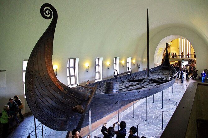Private Oslo Tour with a Local, Highlights & Hidden Gems, 100% Personalised - Entering Oslo your own way: private, personal, and flexible