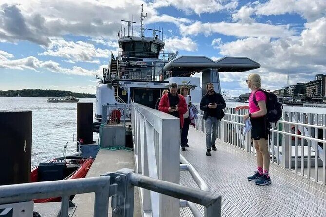 Private Oslofjord Island Hopping Tour - The Return via Aker Brygge: Last Views and a Smooth Finish