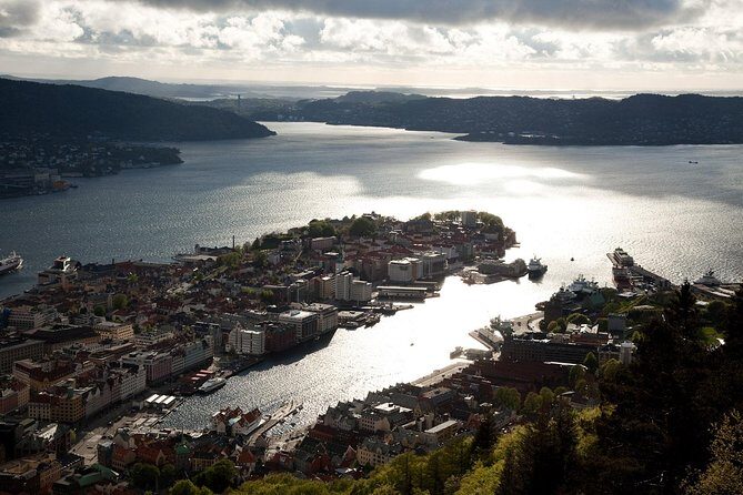 PRIVATE TOUR: Bergen city sightseeing, 4 hours - Getting picked up in Bergen: hotel or cruise terminal, no stress