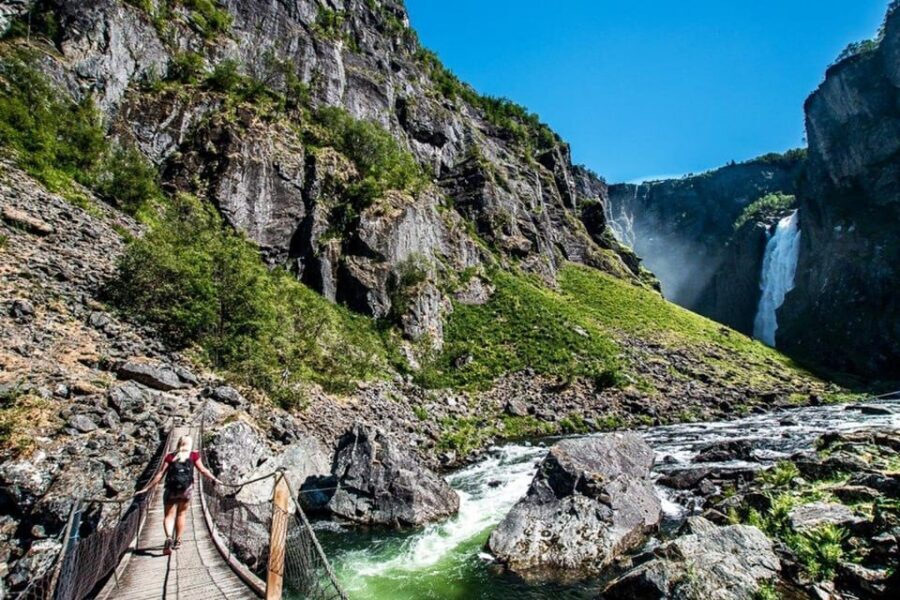 Private Tour-Hardangerfjord, Voss Gondol &4 Great Waterfalls - The four waterfall route: Fossen Bratte, Steinsdalsfossen, Vøringsfossen, Skjervsfossen