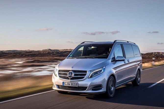Private Transfer From Bergen Airport to City Centre - Arriving at Bergen Airport: finding your driver fast