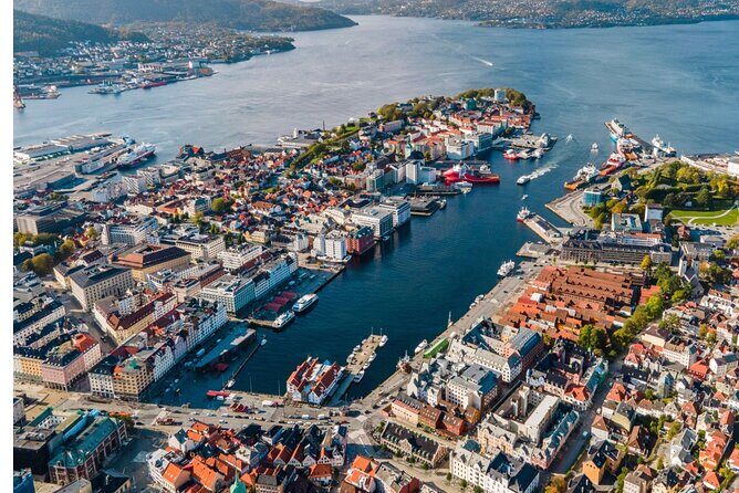 Private Walking Tour- Bergen Classics - A Short, Classic Route Through Bergen