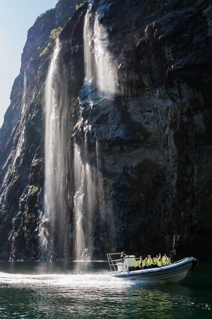 RIB Geiranger - Fjordsafari - Key things you’ll notice on this Fjordsafari RIB tour