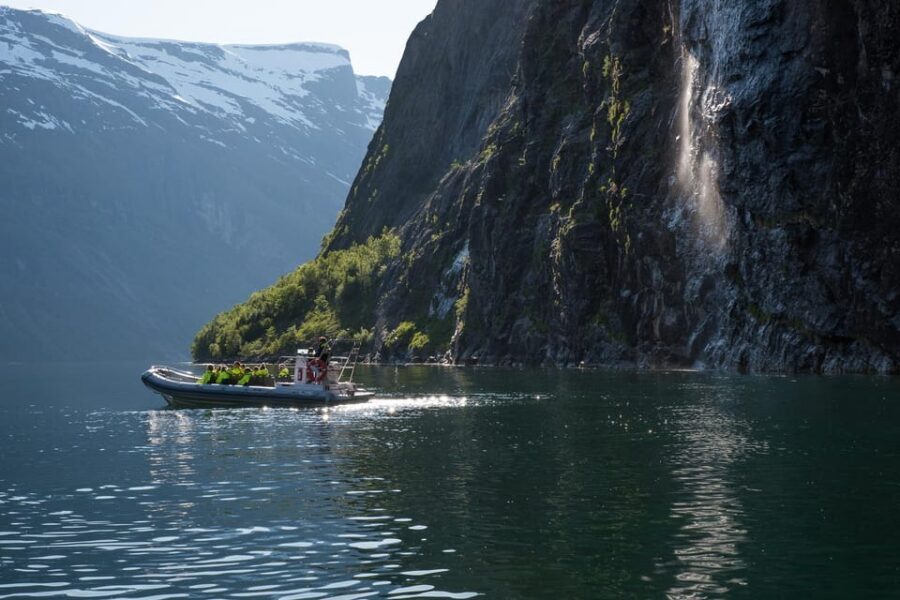RIB Geiranger - Fjordsafari - Seven Sisters and Friaren Waterfalls: Close Enough to Taste the Mist