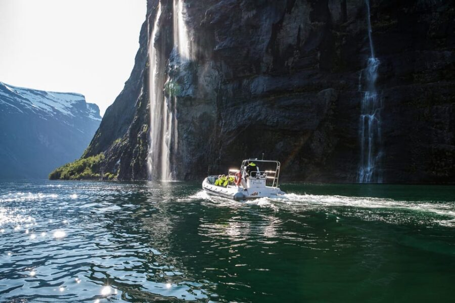 RIB Geiranger - Fjordsafari - Comfort, Warmth, and What to Wear