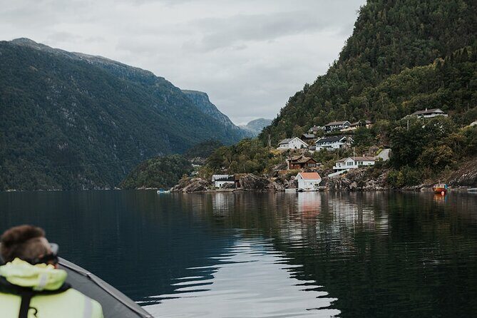 Scenic Hardangerfjord & Fyksesund RIB adventure from Norheimsund - A second Samlafjorden look: why the return angle matters