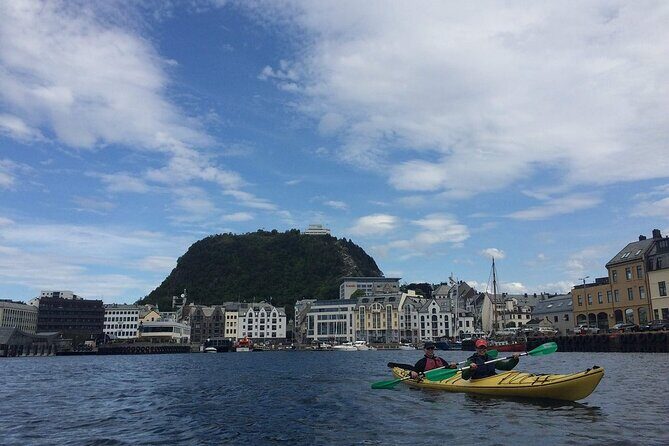 Sea Kayaking In Ålesund - Who should book, and who might rethink it
