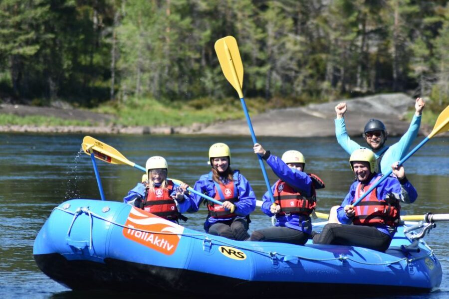 Setesdal, Evje: Family Rafting on the beautiful Otra river - What the 3-hour day feels like on the water