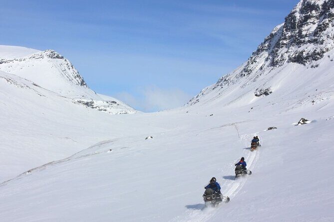 Snowmobile Evening Adventure outside Tromsø - Gear, Suits, and the Getting-Comfortable Phase