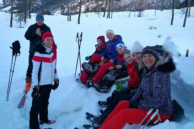 Snowshoe hiking in Bergen - Public tour - Pace, Effort, and Weather: How to Choose Your Day