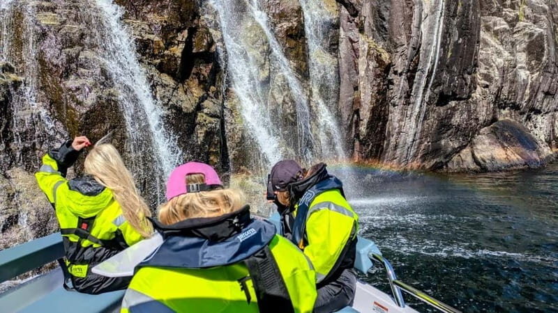 Stavanger: Guided Lysefjord Cruise to Pulpit Rock - Comfort kit: floating suits and what to wear