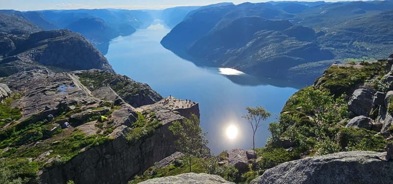 Stavanger: Hiking to world famous Pulpit Rock - The Stavanger Connection: Getting to Preikestolen Base Camp
