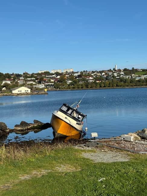 Stavanger: Private Bike Tour with 3 Swords Monument - Value and timing: $156 for a focused Stavanger day (150 minutes)