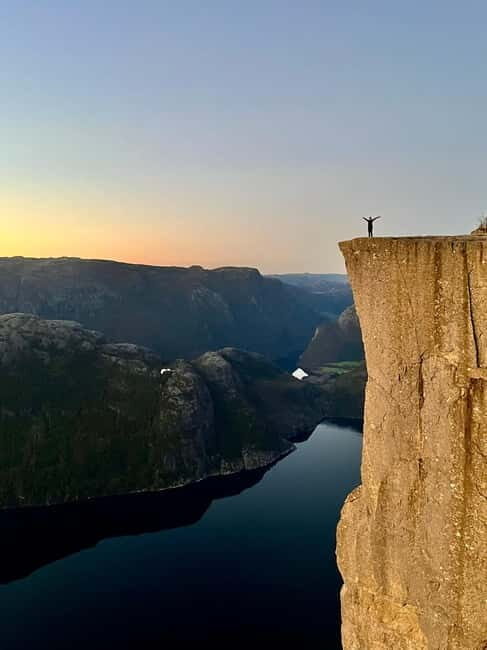 Stavanger/Sandnes: Preikestolen Guided Hidden Nature Hike - Small Group Size Means Less Herding, More Thinking