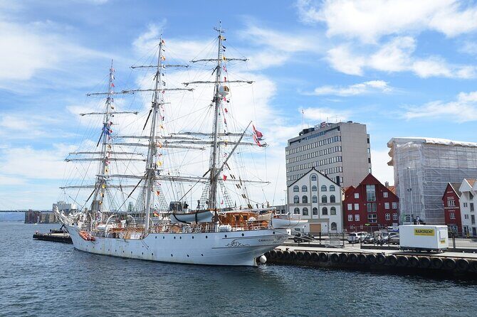 Stavanger Walking Tour: Explore Top Sights & Hidden Gems - Stavanger Municipality: Why a City Office Belongs on Your Walk
