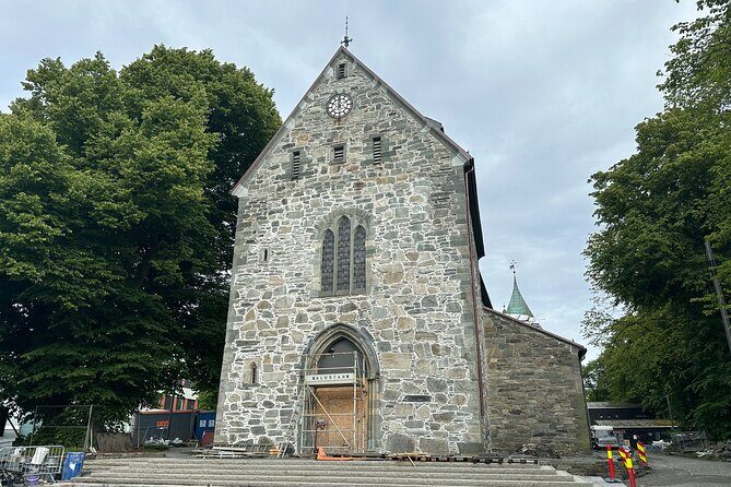 Stavanger's Historic Sites Smartphone App GPS Audio Walking Tour - The old fire town on a height: stories from above