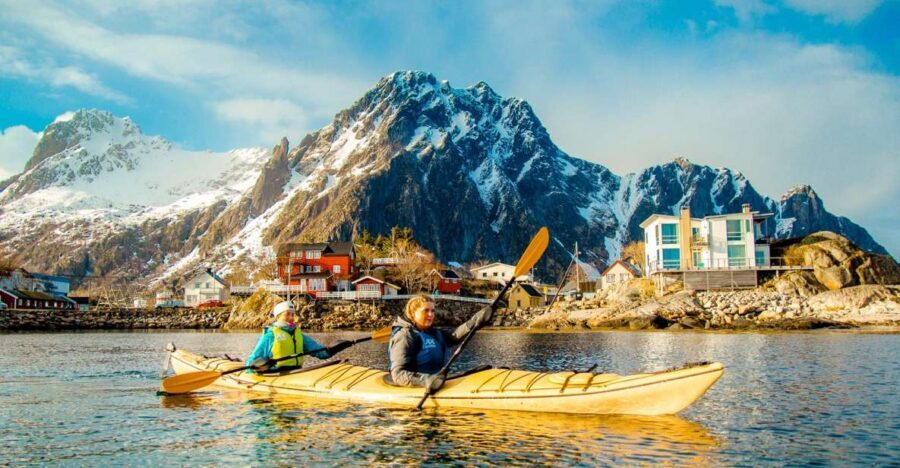 Svolvaer: 2-Hour Winter Kayaking Adventure - Svolvær Harbor: gear check and an intro that keeps things sane