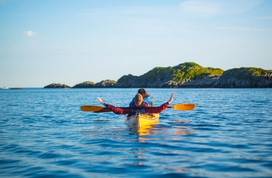 Svolvær: Evening Kayaking Adventure - Price and value: is $131 worth it?