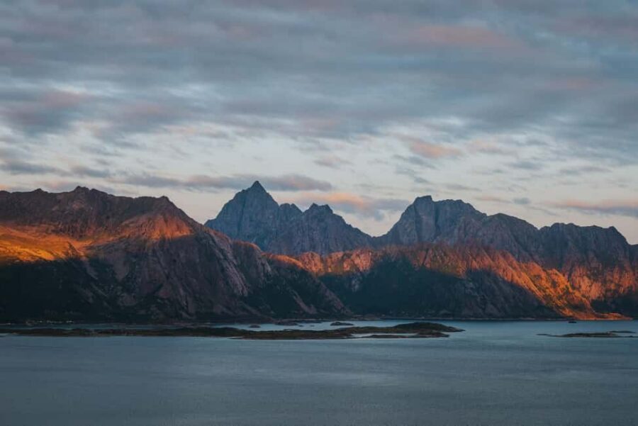 Svolvær: Lofoten Scenic Sightseeing Tour: Half day tour - What makes this tour worth $152: more than a checklist of stops