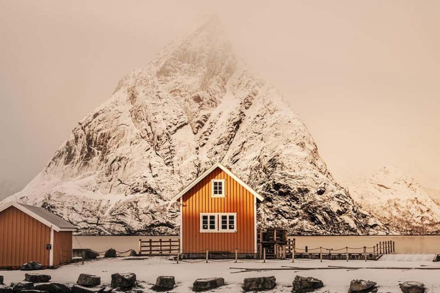 Svolvær: Reine, Hamnøy, Sakrisøy: Photographer’s Dream Tour - What the Professional Photographer Guide Actually Does for You