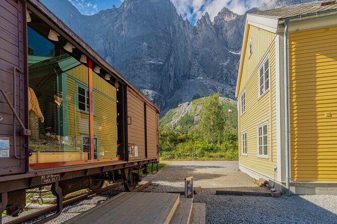The Golden Train on Rauma Railway in Romsdalen - Price and value: why $74 feels fair for what you get