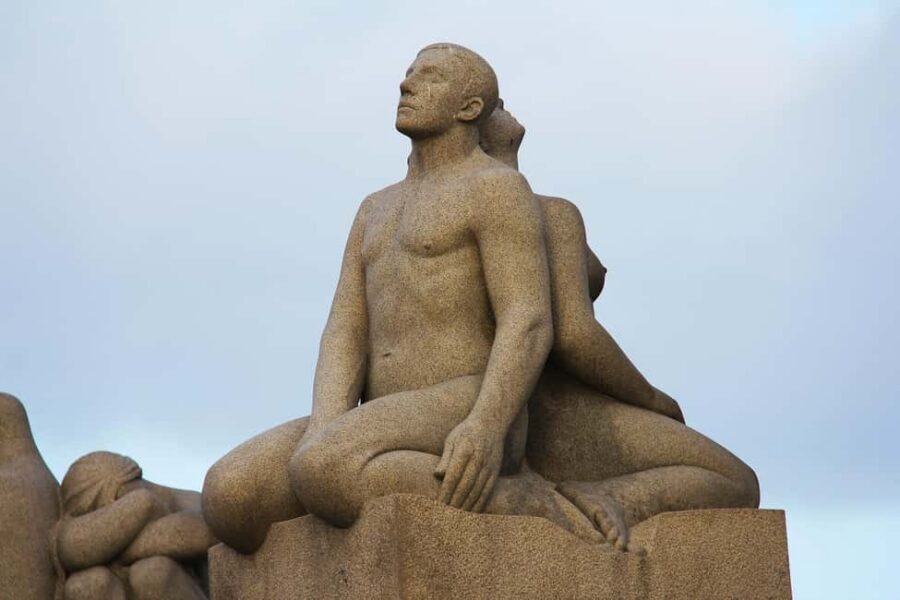 The Vigeland Park Walk with a Local in Oslo - Key things that make this Vigeland Park walk worth your time