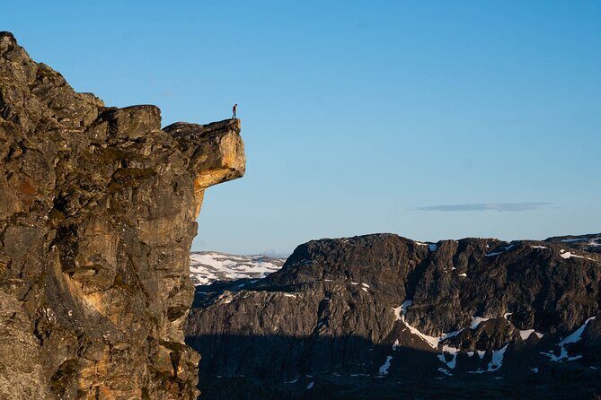 Trolltunga Classic Overnight Hike - Who should book this Trolltunga overnight hike?