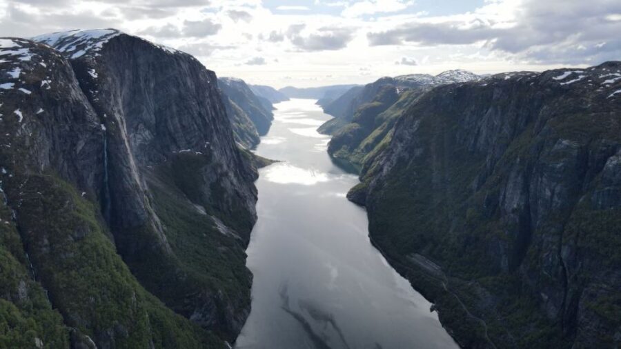 Trolltunga Helicopter & Waterfalss Sightseeing From Bergen - From Bergen Into Hardanger: What This 8-Hour Day Really Feels Like