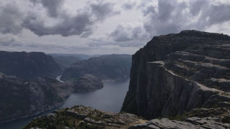 Trolltunga Helicopter & Waterfalss Sightseeing From Bergen - Pickup in Bergen: Choose Your Starting Point