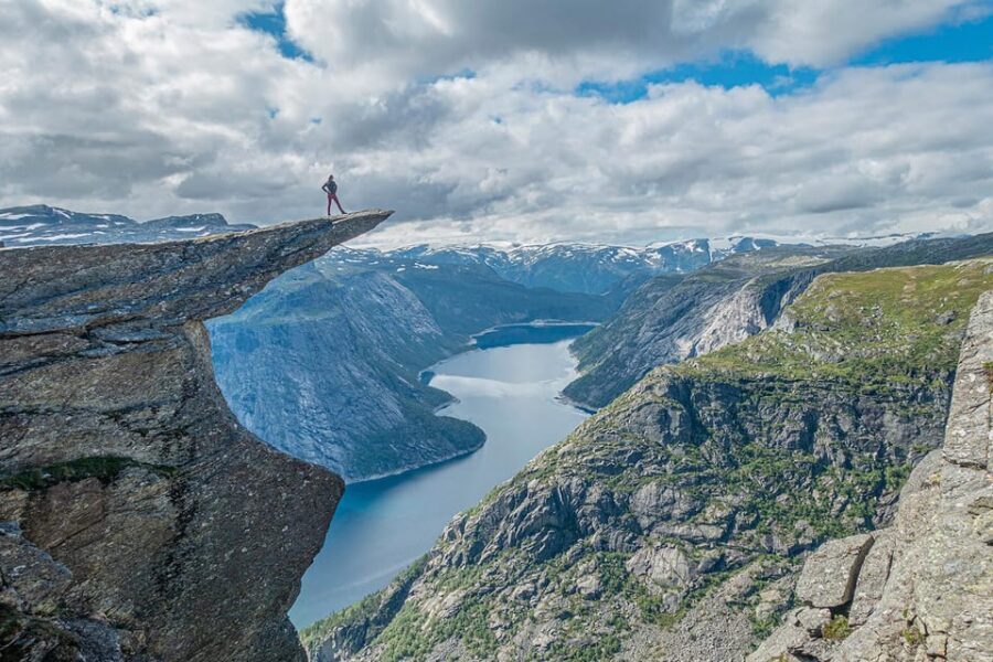 Trolltunga: Trolltunga Summer Hike - Who should book this Trolltunga guided hike