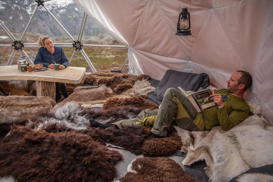 Trolltunga: Trolltunga Sunset Glamping - Guides, safety, and the small-group pace that keeps you feeling steady