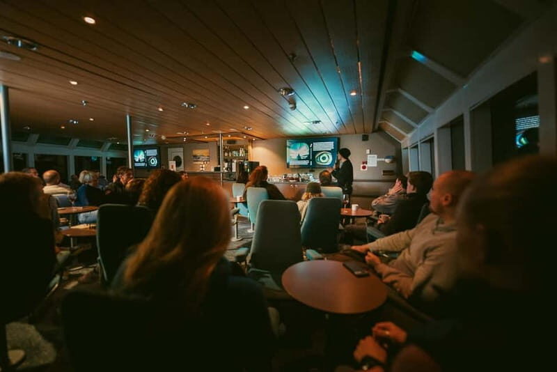 Tromsø: 24hr Northern Lights & Whale Watching Cruise - Lunch and downtime: reset before the second lecture