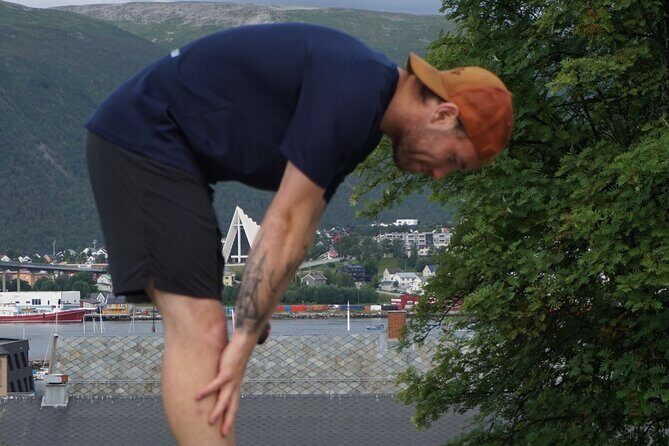Tromsø Adventure Run: Guided through the Arctic Capital. 6km - Easy pace and small group energy (with Kristoffer’s storytelling)