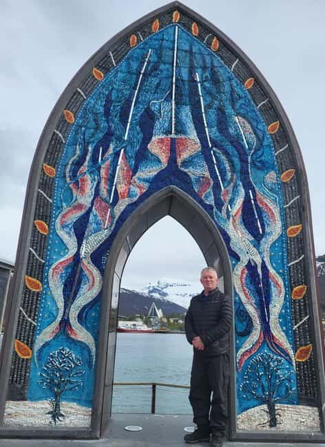 Tromsø: Arctic Cathedral and Tromsø Treasures walking tour - Meeting at Tromsø Cathedral: the easiest start in town