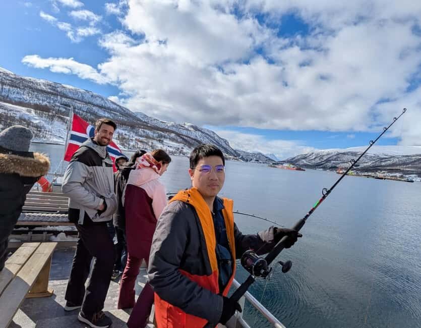 Tromsø: Arctic Fjord Cruise & Fishing Experience - On the Water Around Tromsø: Views and Wildlife Spotting